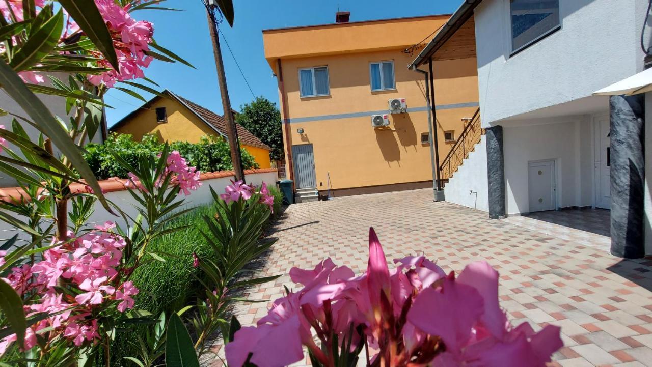 Apartment Kapetanovic Bosanski Samac Luaran gambar