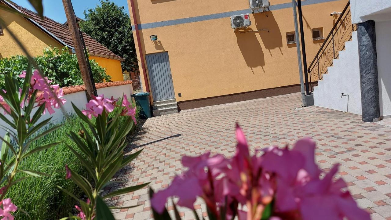Apartment Kapetanovic Bosanski Samac Luaran gambar